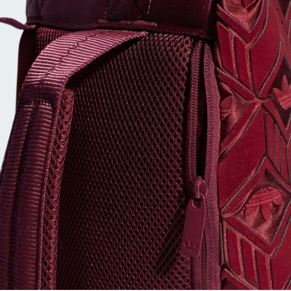 Adidas Red Geometric Backpack - Picture 5 of 11